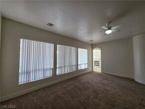10717 Refectory Ave in Las Vegas, NV - Building Photo - Building Photo