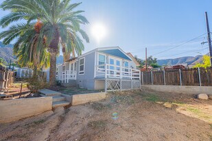 17470 Haynes Ave in Lake Elsinore, CA - Building Photo