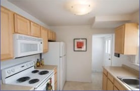 705 W Columbia Ave in Champaign, IL - Building Photo - Building Photo