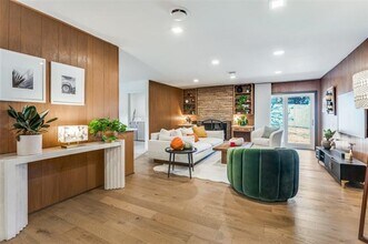 2855 W 9th St in Dallas, TX - Building Photo - Building Photo