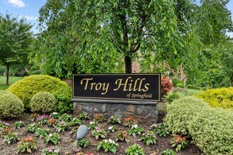 33B Troy Dr, Unit B in Springfield, NJ - Building Photo - Building Photo