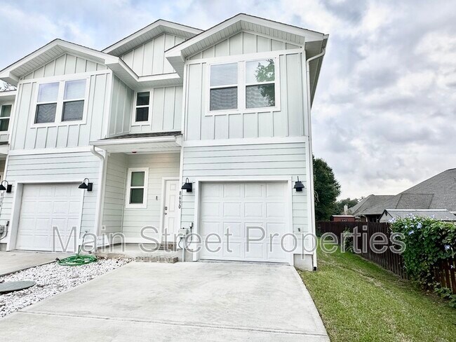 8630 Meadow Flower Ln in Pensacola, FL - Building Photo - Building Photo