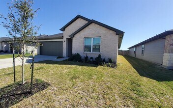 31739 Margaret Woods Ln in Fulshear, TX - Foto de edificio - Building Photo