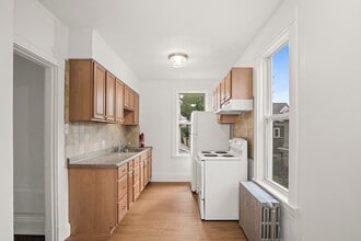 15 W Water St in Wakefield, MA - Building Photo - Building Photo