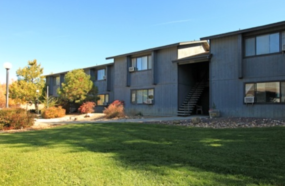 Juniper Arms Apartments in Susanville, CA - Building Photo