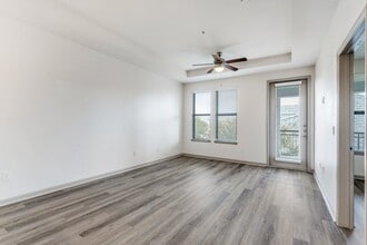 Halcyon Castle Hills in The Colony, TX - Building Photo - Building Photo