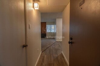 4332 Pacific Ave in Stockton, CA - Foto de edificio - Building Photo