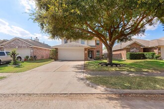 4747 Wind Trace Dr in Katy, TX - Foto de edificio - Building Photo