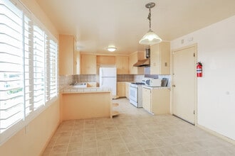 80 Canyon Dr in San Francisco, CA - Building Photo - Building Photo