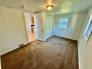 305 Perrin St in Ypsilanti, MI - Building Photo - Building Photo