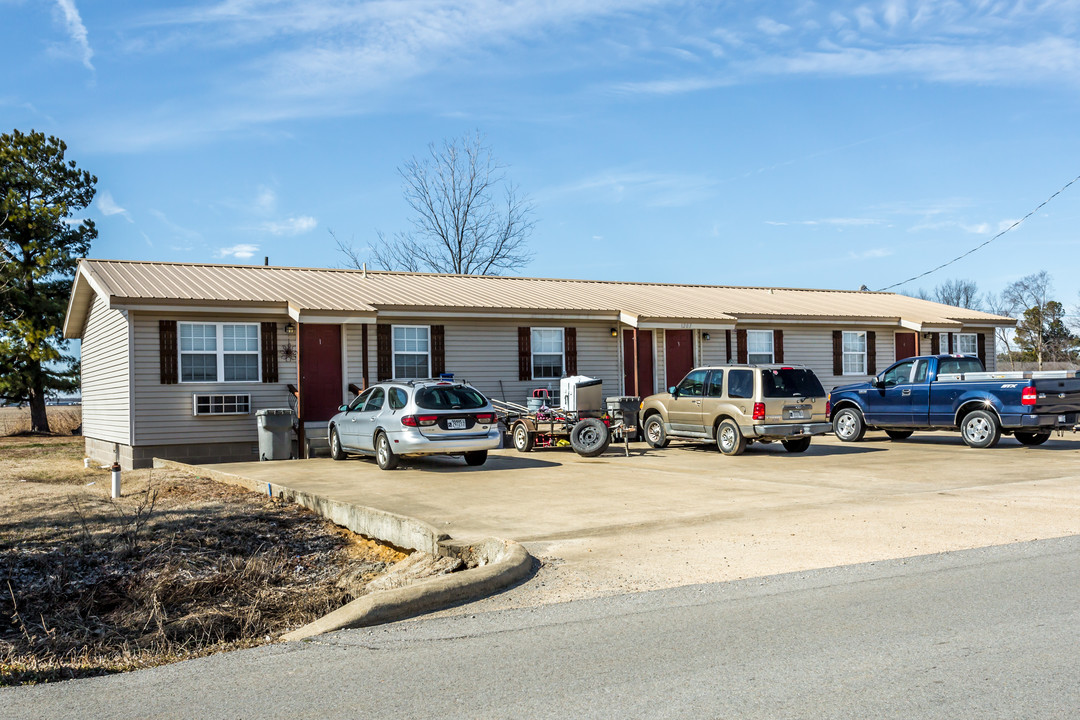 1203 Commerce Dr in Jonesboro, AR - Building Photo