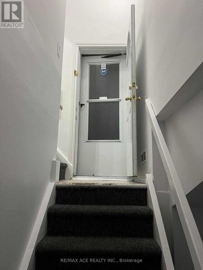 137 Janray Dr in Toronto, ON - Building Photo - Building Photo