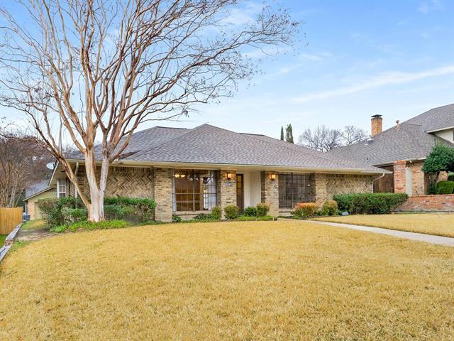 8341 Club Meadows Dr in Dallas, TX - Building Photo - Building Photo