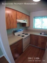 11850 SE 26th Ave in Milwaukie, OR - Building Photo