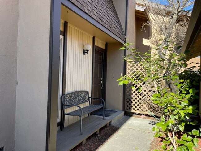 1816 Countrywood Ct in Walnut Creek, CA - Building Photo - Building Photo