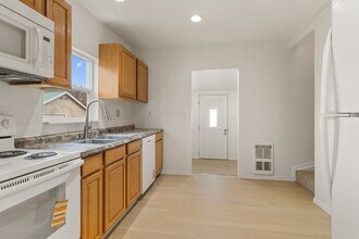 3847 McKee Ln in Monitor, WA - Building Photo - Building Photo