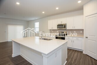 562 Mountain Vw Dr in Monroe, NC - Building Photo - Building Photo