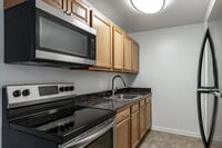 North Royal Oak Apartments photo'