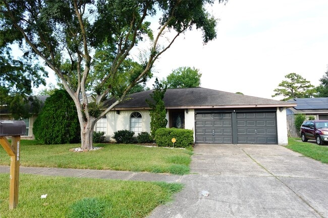 property at 20018 Cottonglade Ln