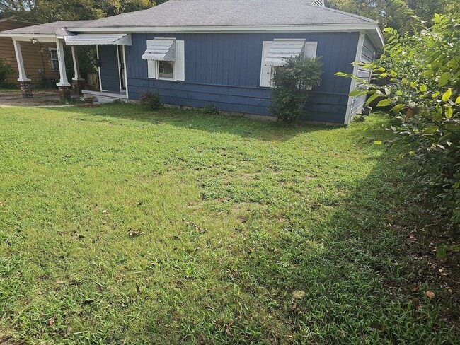 940 Vaughn Rd