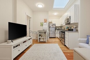 16 Union Pk St in Boston, MA - Building Photo