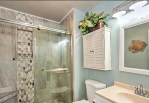 4803 SW Santa Barbara Ct in Cape Coral, FL - Building Photo