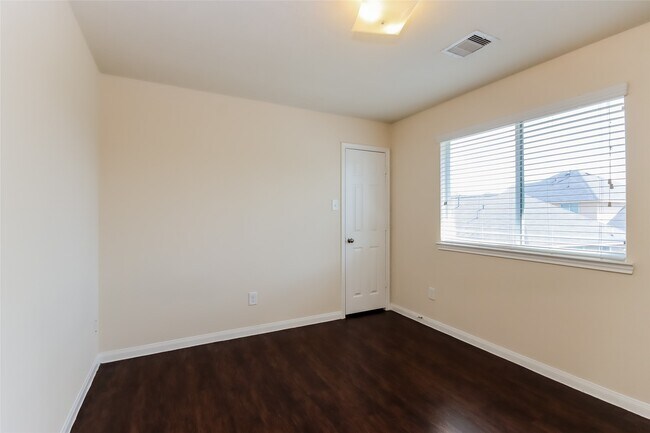 2435 Gibbs Bend Ct in Houston, TX - Building Photo - Building Photo