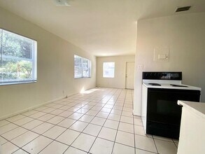 5507 Pinewood Ave in West Palm Beach, FL - Building Photo - Building Photo