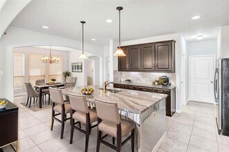 631 Kirby Dr in Argyle, TX - Building Photo - Building Photo