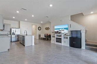 32395 Turtle Grace Lp in Wesley Chapel, FL - Foto de edificio - Building Photo