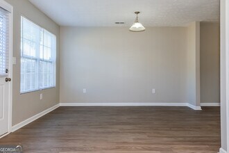 245 Coral Cir in Mcdonough, GA - Building Photo - Building Photo
