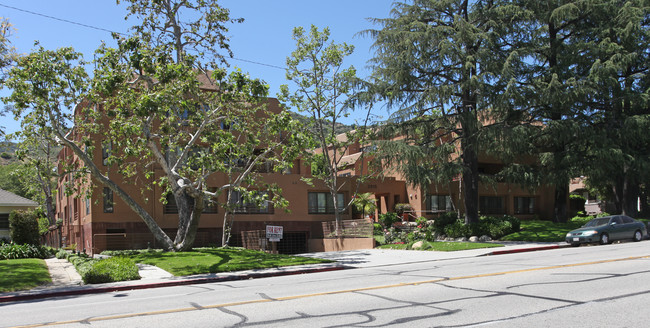 Sun Oaks in Glendale, CA - Foto de edificio - Building Photo