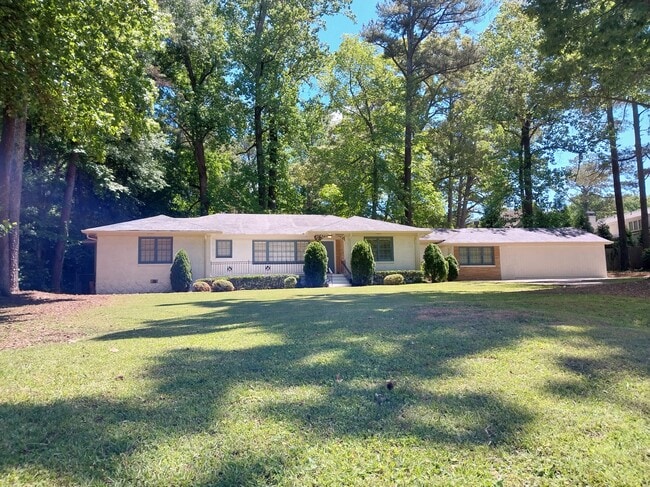 property at 3851 Wieuca Rd NE