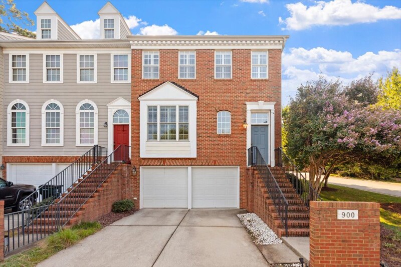 900 Kirkeenan Cir in Morrisville, NC - Building Photo