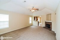 1122 E Cortona Cir in Memphis, TN - Building Photo - Building Photo