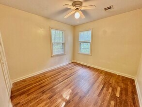 814 S Belmont St in Wichita, KS - Building Photo - Building Photo