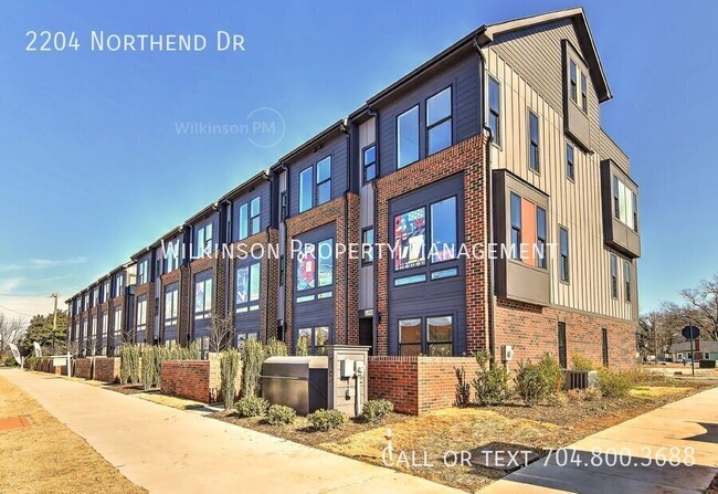 property at 2204 Northend Dr