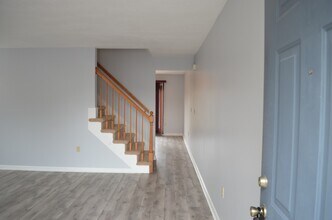 97 Lee Ann Ct in Enola, PA - Building Photo - Building Photo