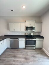 607 Jacks Xing Dr in Hubert, NC - Building Photo - Building Photo