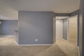 1468 Taramore Dr, Unit Apt 101 in Florence, KY - Building Photo - Building Photo