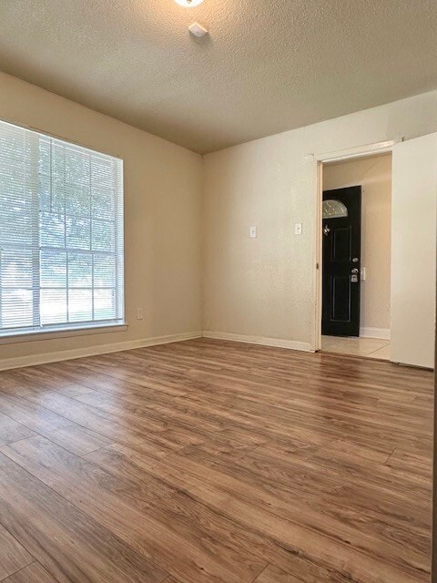 property at 12315 Hawthorne Dr