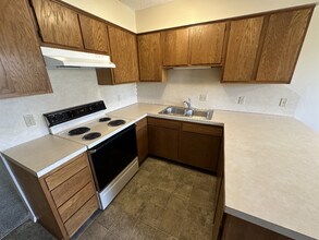 701 Devonshire Dr in Celina, OH - Building Photo - Building Photo