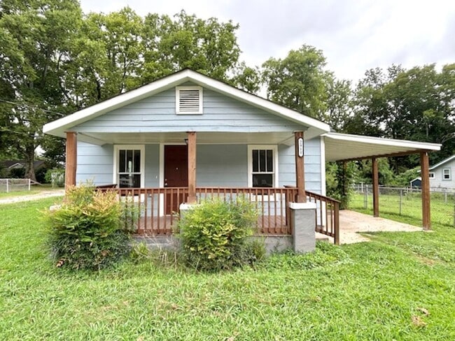 property at 2911 Meridian St N