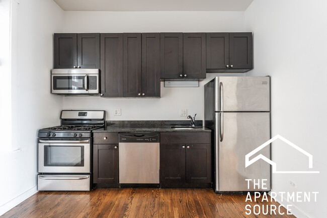 727 N Hoyne Ave in Chicago, IL - Building Photo - Building Photo