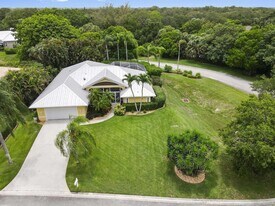 3642 Forecastle Ct in Stuart, FL - Building Photo