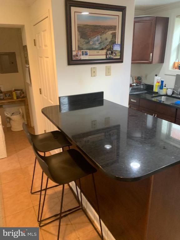 4206 Washington Blvd