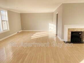 179 East Ave in Kitchener, ON - Building Photo - Building Photo