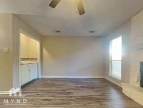 5834 Twisted Pine Ct in Houston, TX - Building Photo - Building Photo