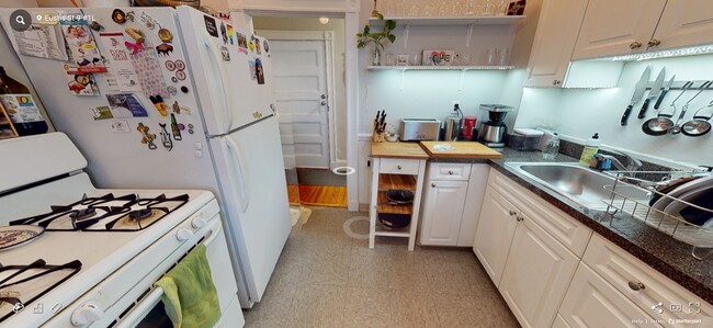 5 Eustis St in Cambridge, MA - Building Photo - Building Photo