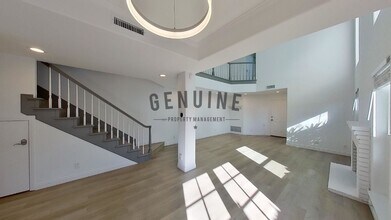 3227 Broad St in Newport Beach, CA - Building Photo - Building Photo